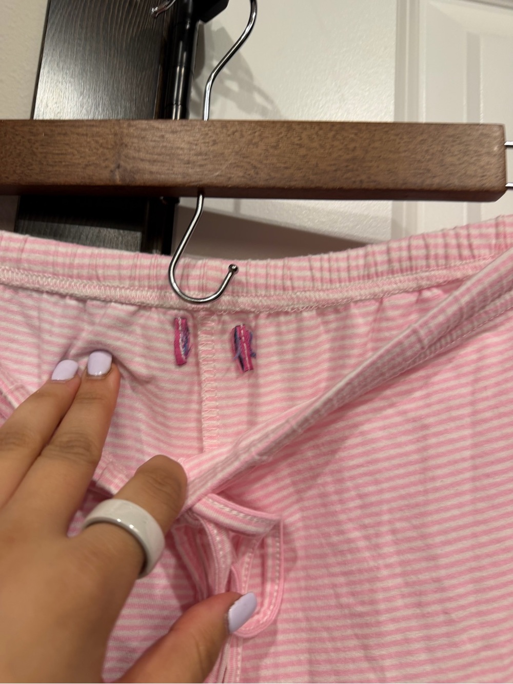 Edikted Petite Olivia Striped Loose Fit Pants - Picture 4 of 4
